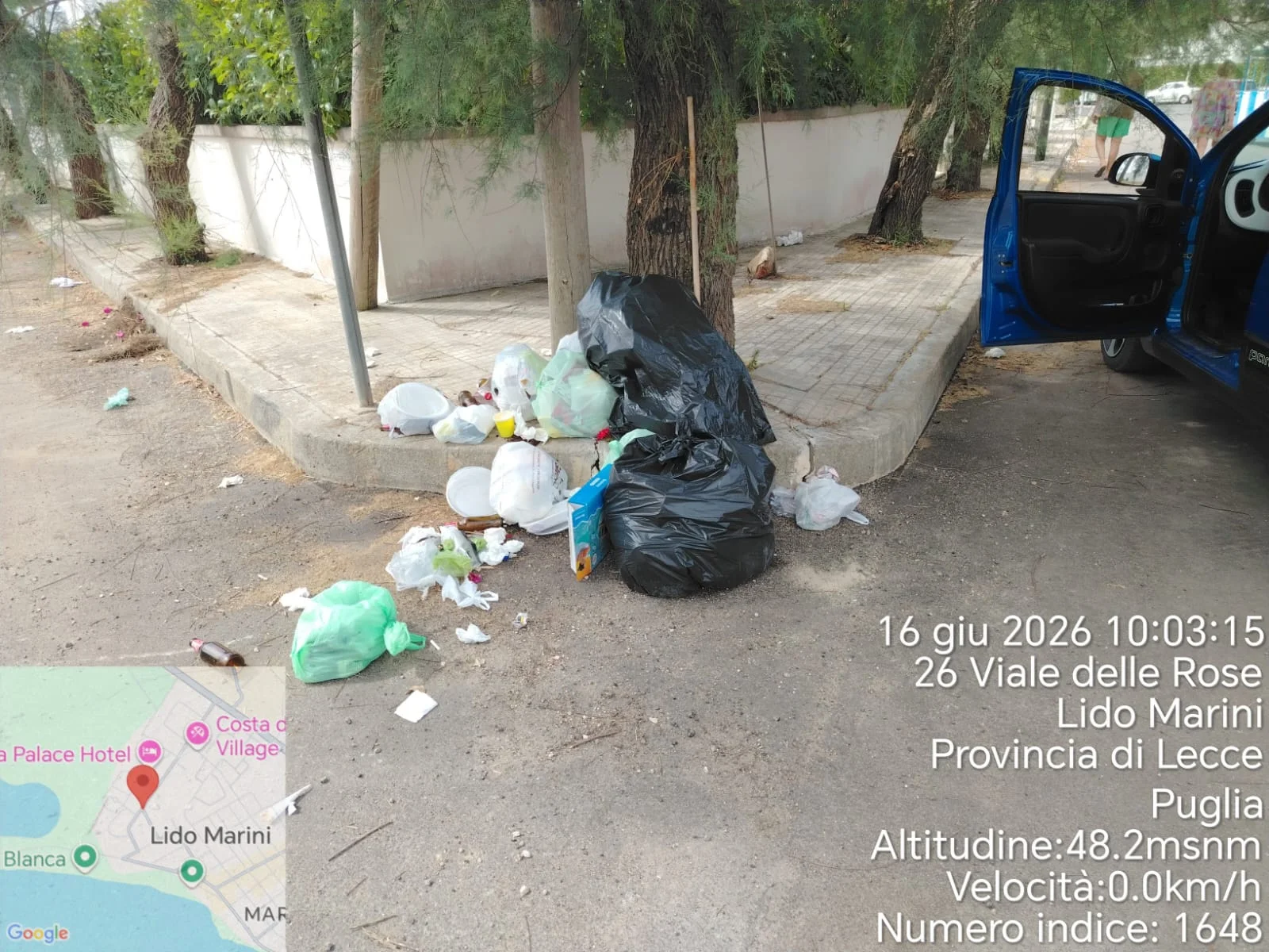 Stop all'abbandono dei rifiuti: ancora uno scempio a due passi dal mare