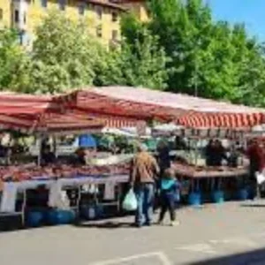 Mercato settimanale di ugento del 15 agosto 2026